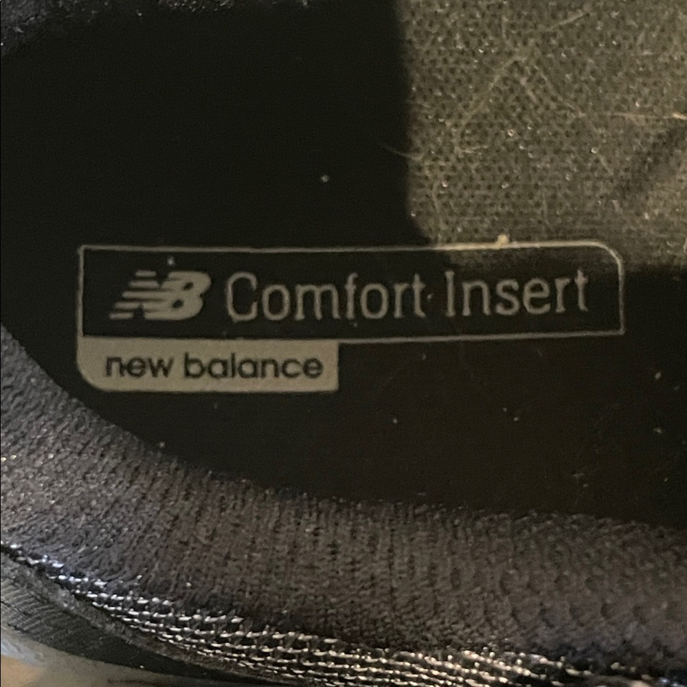 New Balance Men's Gray and Black Athletic Shoes size Men’s 9 - Picture 3 of 6